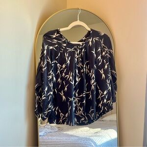 Elegant Dark Gray, White and Gold Women's Top